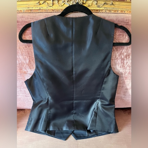 Banana Republic Fitted Vest - Picture 3 of 3